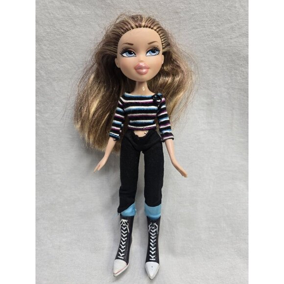 Bratz Twinz Valentina and Oriana- Read Description - Picture 10 of 16